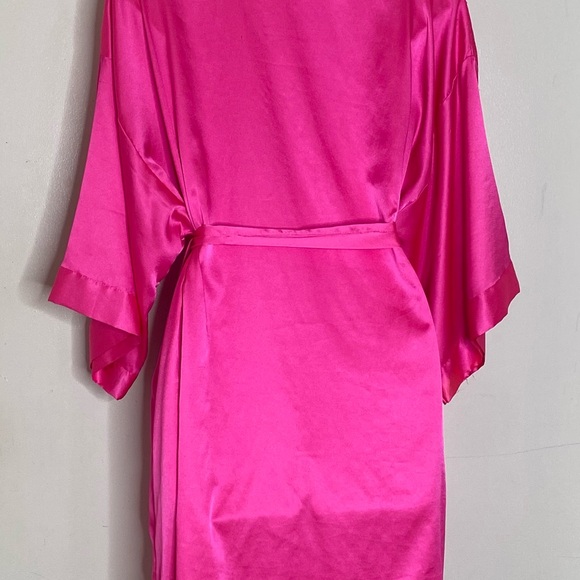 Victoria's Secret Pink Satin Kimono Robe - Picture 2 of 9